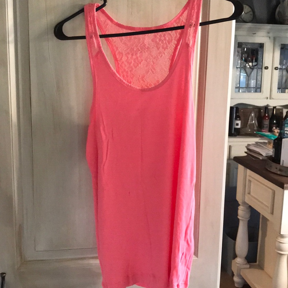 Razor lace tank